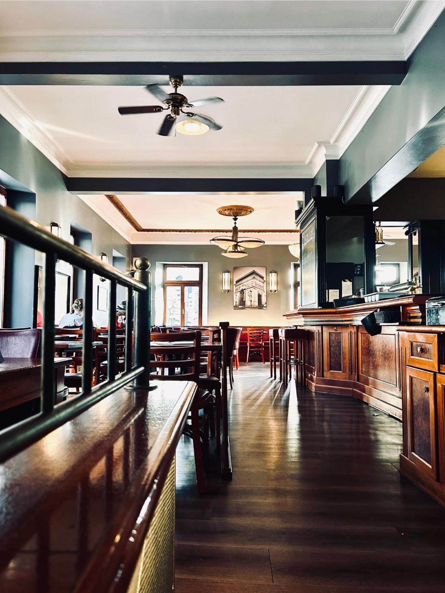 Hotel Brasserie エルランゲン エクステリア 写真